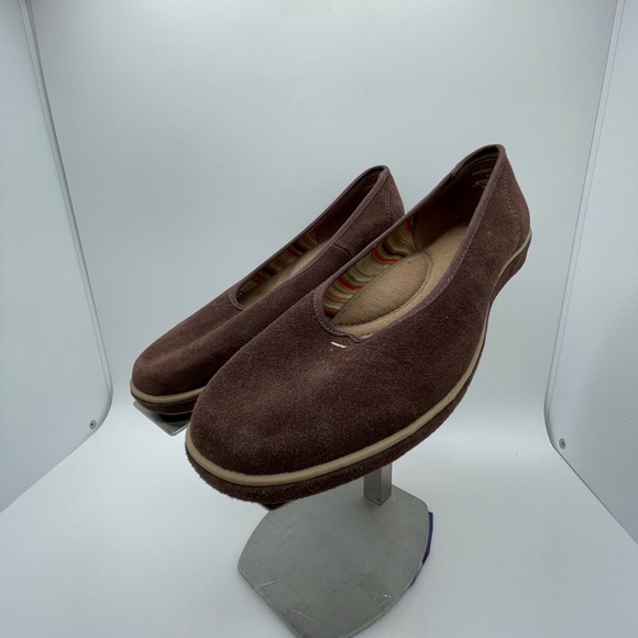 Grasshoppers Slip On Comfortable Brown Shoes size 9.5